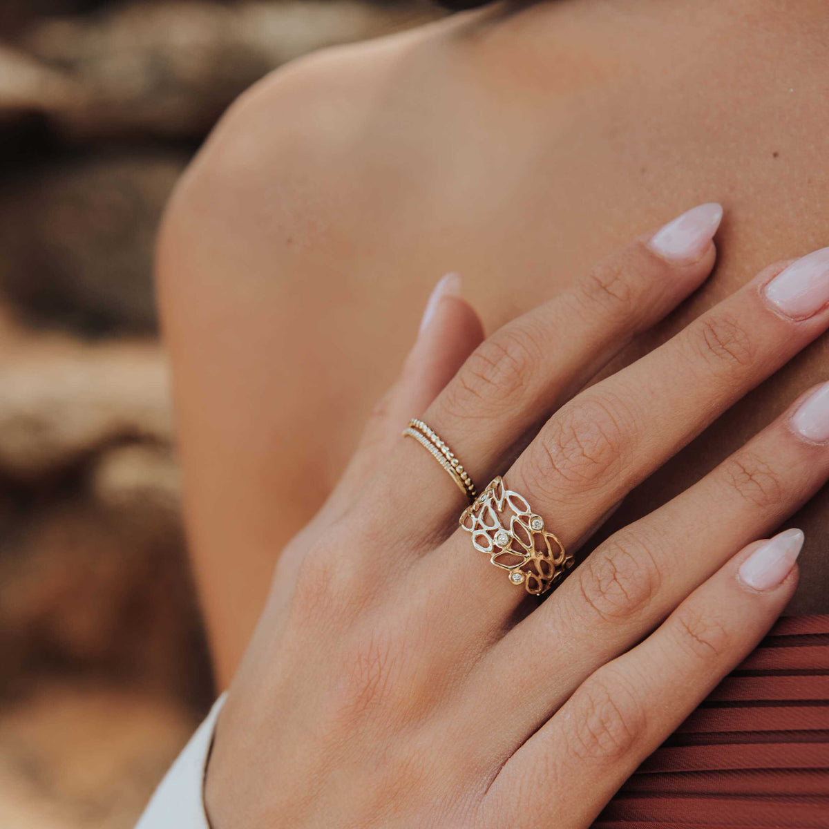 Thea Ring